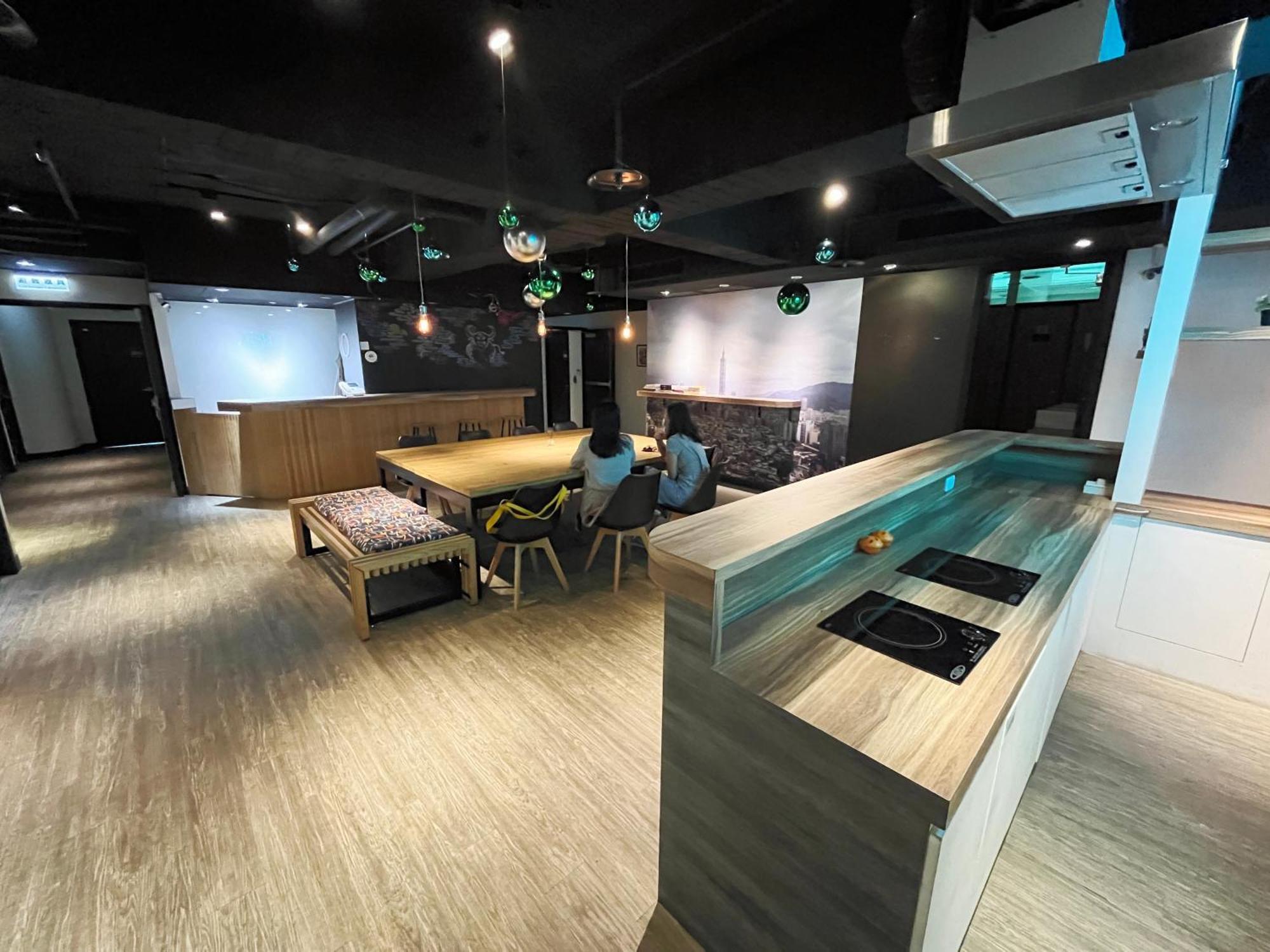 Отель Formosa 101 Taipei Main Branch Экстерьер фото